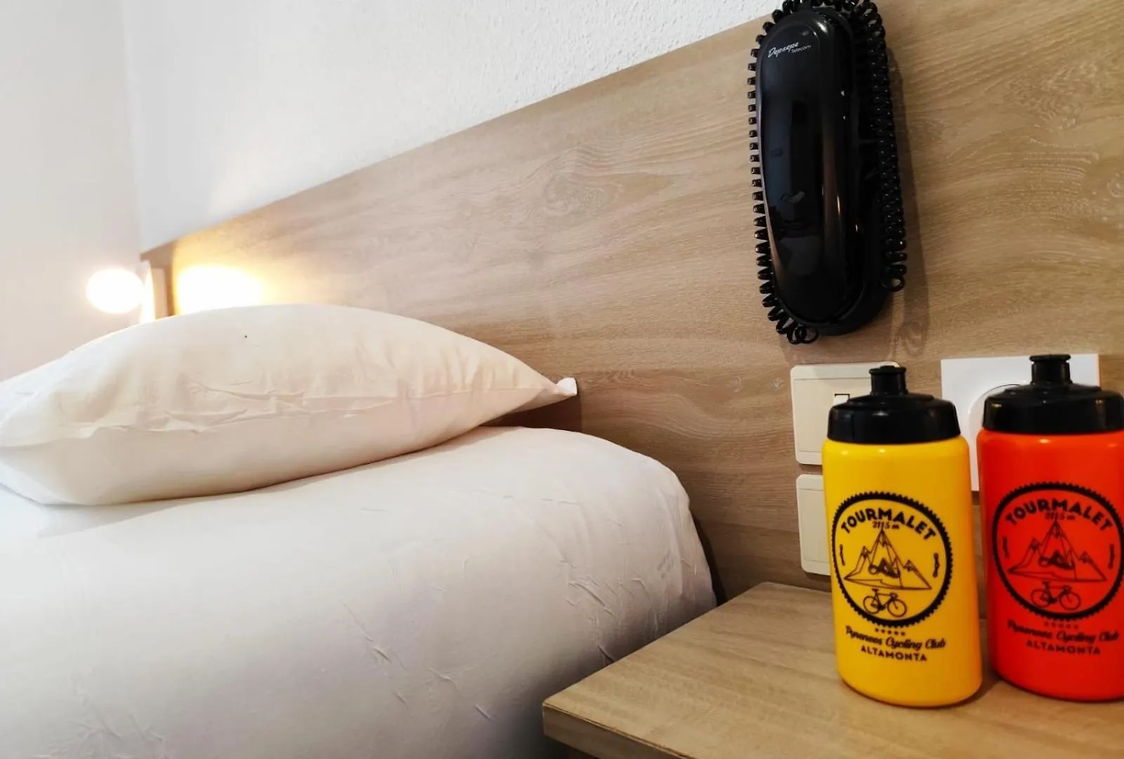 ***  Hotel Helianthe Lourdes France