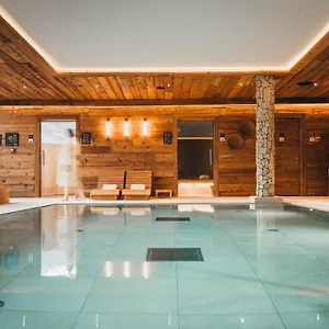 alphotel-saint-martin-de-belleville.hotels-rhonealpes.com/