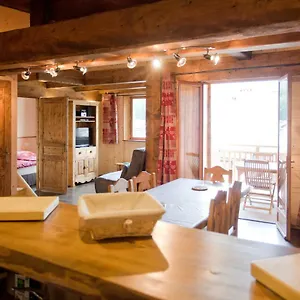  Apartment L'aubepine France