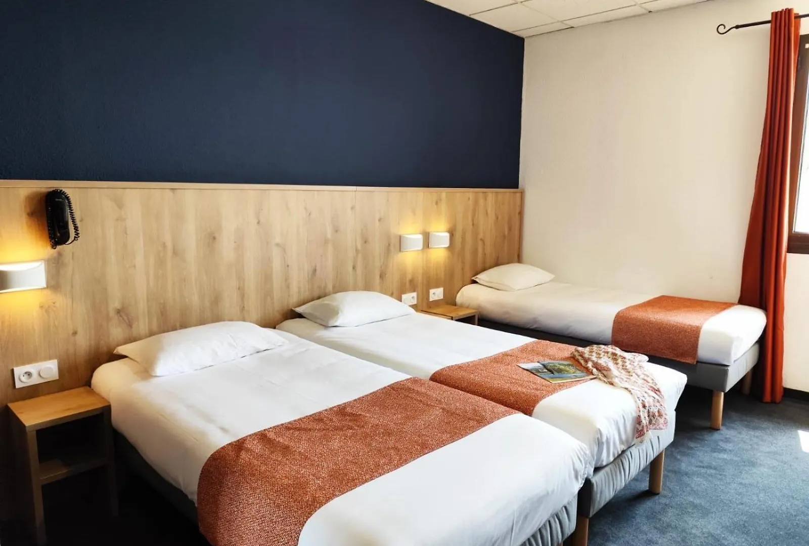 Hotel Helianthe Lourdes 3*,